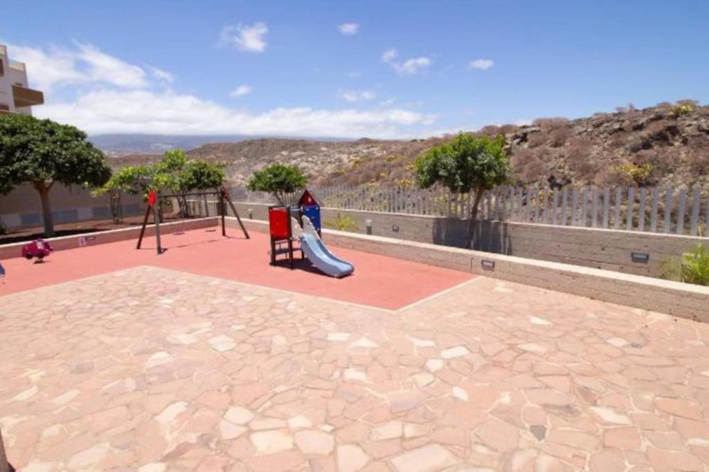 Beachfront Triplex Penthouse With Pool, Rooftop, Sea View Apartment El Médano