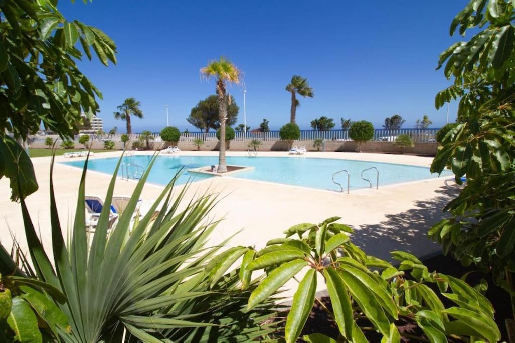 Beachfront Triplex Penthouse With Pool, Rooftop, Sea View * El Médano