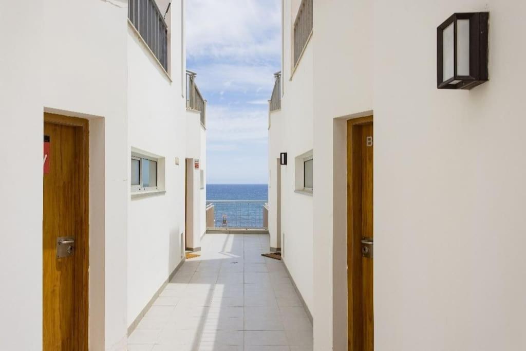 Appartement Beachfront Triplex Penthouse With Pool, Rooftop, Sea View *